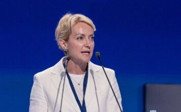 Σδούκου για ομιλία Τσίπρα: Παίρνουν πίσω τη μία εξαγγελία μετά την άλλη και κάνουν κυβιστήσεις στα τηλεοπτικά παράθυρα