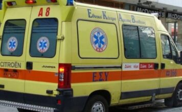 Τραγωδία στη Λάρισα: 15χρονος «έχασε» την ζωή του περιμένοντας το ασθενοφόρο – Τι καταγγέλλει η μητέρα του