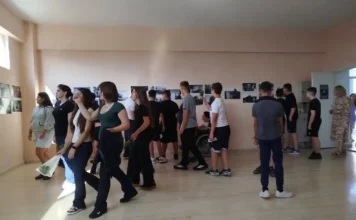 Καλύβια: Μαθητές των σχολείων στην Έκθεση Φωτογραφίας «Τα Εκκλησιαστικά»