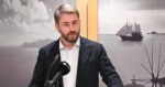 Ανδρουλάκης από Σαντορίνη: Απέναντι στα διλήμματα «Μητσοτάκης ή χάος» η απάντηση είναι πολιτική αλλαγή