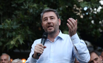 Νίκος Ανδρουλάκης: Live η ομιλία του προέδρου του ΠΑΣΟΚ στο Ηράκλειο