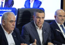 Αλέξης Τσίπρας: 5 θέσεις και 10 εργαλεία στήριξης των μικρομεσαίων επιχειρήσεων