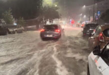 Ισχυρό μπουρίνι έπληξε τη Θεσσαλονίκη – Δρόμοι μετατράπηκαν σε ποτάμια