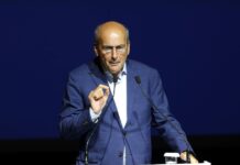 Κωστής Χατζηδάκης: Πάμε μέχρι εκεί που μπορούμε, αν παρουσιαστούμε ως Τσίπρας ή Ανδρουλάκης θα βάλουμε σε περιπέτειες τη χώρα