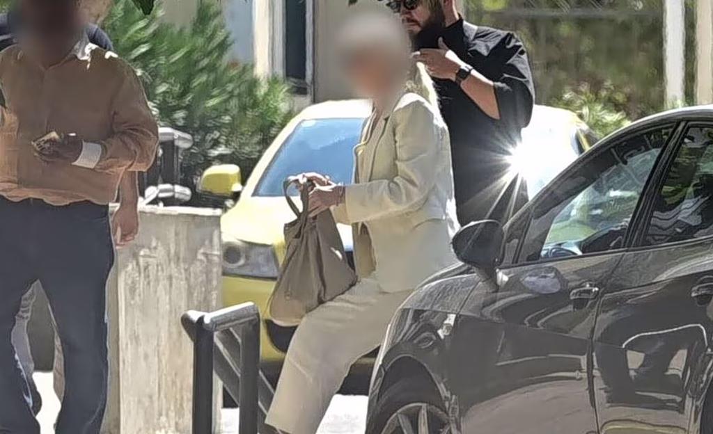 Γιώργος Μαζωνάκης: Κατέθεσε η κόρη των προφυλακισμένων γιατρών – Υποβλήθηκε δύο φορές σε πλασμαφαίρεση
