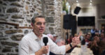Αλέξης Τσίπρας: «Παραγωγή ή πελατειακό δίκτυο γαλάζιων ακρίδων;»