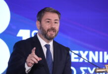 Νίκος Ανδρουλάκης: Καμιά συνεργασία με τη ΝΔ – Έχει εκτεθεί πολιτικά η κυβέρνηση με την αποπομπή Γκιλφόιλ
