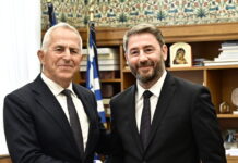 Στο ΠΑΣΟΚ ο Ευάγγελος Αποστολάκης: «Δεν ήταν εύκολη απόφαση – Δεν δέχομαι επιτακτικά κελεύσματα»
