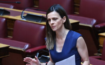 Έφη Αχτσιόγλου: Δεν είχα χρησιμότητα στη Βουλή – Η προσωπικότητα του Τσίπρα έχει βαρύνουσα σημασία