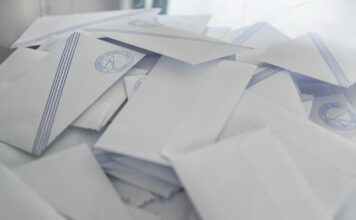 Δημοσκόπηση Opinion Poll: Στο 30,3% η ΝΔ, εδραιώνεται στη δεύτερη θέση η ΕΛΑΣ του Τσίπρα