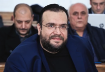 Χειροπέδες στον Καμπούρη του ΛΑΟΣ & τη σύζυγό του για απάτη σε βάρος του eΕΦΚΑ – Το κύκλωμα