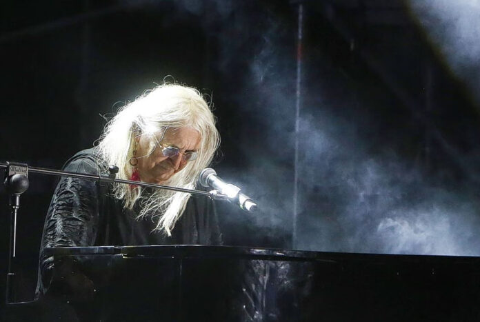 karvelas-1024x687.jpg