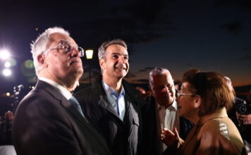 Live η τελετή φωταγώγησης του Λευκού Πύργου στη Θεσσαλονίκη – Η ομιλία Μητσοτάκη