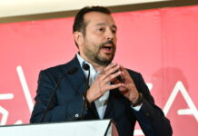 Νίκος Παππάς: «Καλούμε τη νεολαία να βγει στον δρόμο» – «Οι μαζικές διαδηλώσεις είναι ανάσα για τη δημοκρατία»