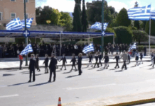 Με συγκίνηση και υπερηφάνεια οι μαθητικές παρελάσεις σε όλη την Ελλάδα για την επέτειο της 28ης Οκτωβρίου