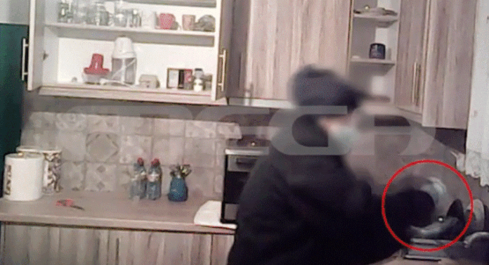 peristeri22.gif