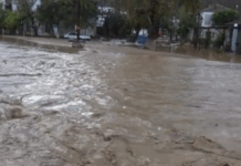 Σοβαρά προβλήματα από την κακοκαιρία σε Πήλιο και Σκιάθο – Σπίτια πλημμύρισαν και δρόμοι κόπηκαν στα δύο