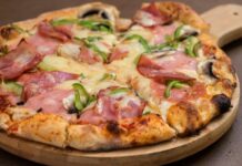 Pizza Fan: Πάνω από 20 συλλήψεις για μεγάλη υπόθεση φοροδιαφυγής – Το κρυφό δωμάτιο με τα χρήματα που εντόπισαν οι Αρχές