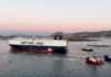 Αποκολλήθηκε το πλοίο μεταφοράς οχημάτων που είχε προσαράξει στη Σαλαμίνα