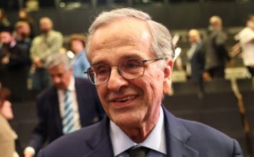 Αντώνης Σαμαράς: Η πολιτική των υποκλίσεων θίγει την αξιοπρέπεια του λαού μας – Μην παίζετε με την φωτιά