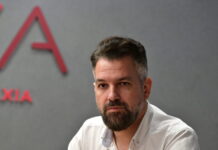 Μελίδης: Να επιστρέψουν τις έδρες στον ΣΥΡΙΖΑ έως την Τετάρτη οι ανεξάρτητοι βουλευτές